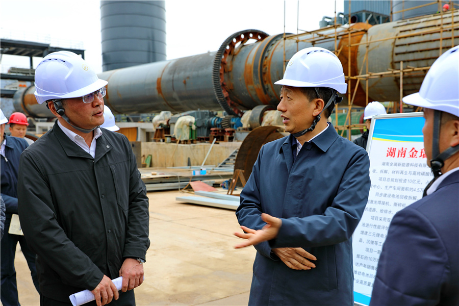 許忠建專題調(diào)研重點項目建設(shè)及企業(yè)復(fù)工復(fù)產(chǎn)情況